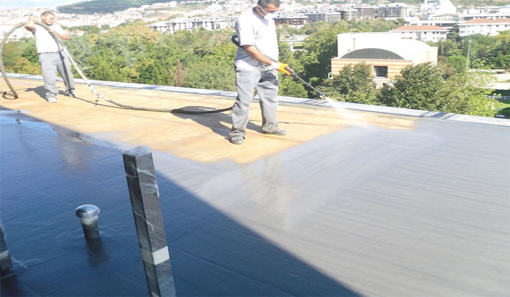 عایق محافظتی پلی یوریا (polyurea) چیست؟ + [مزایا و کاربردها]