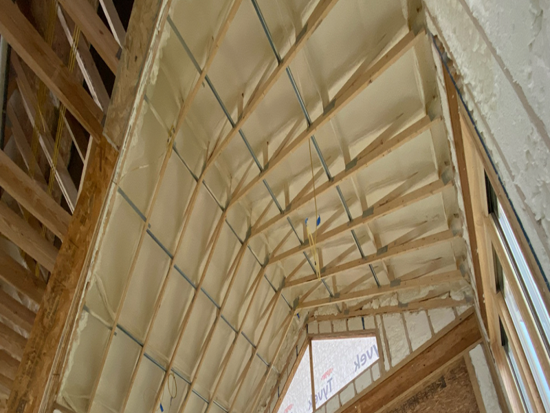 مقایسه فوم پاششی سلول بسته و سلول باز